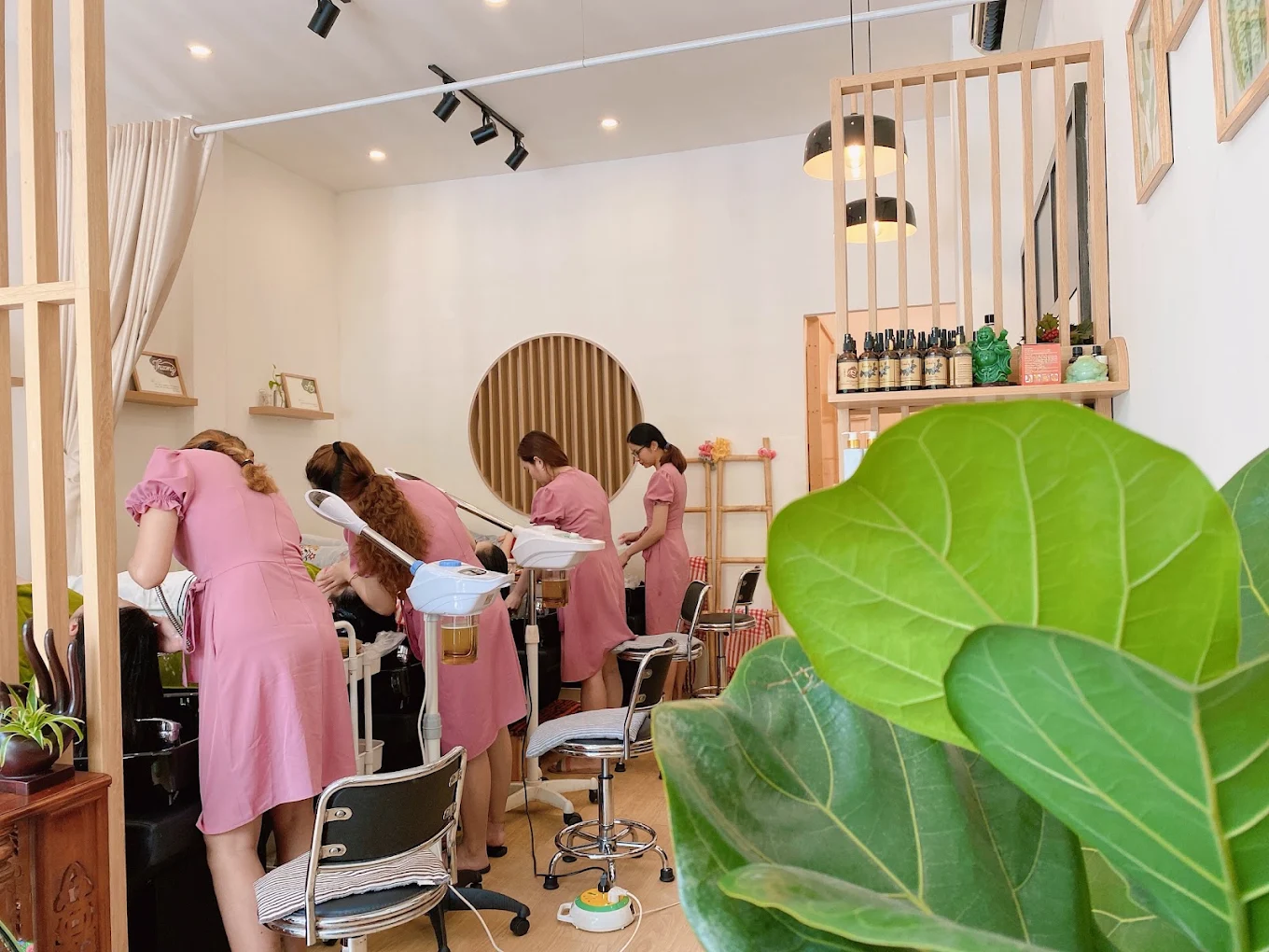 Cỏ Thơm Spa Quận 6 gội đầu dưỡng sinh không gian xanh mát TPHCM