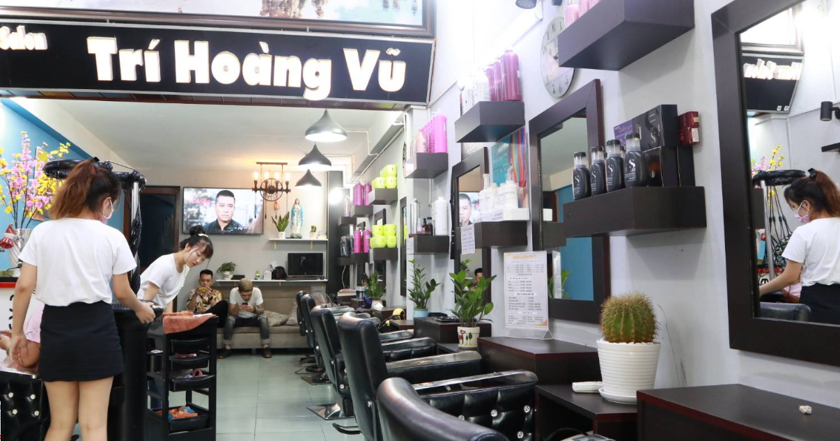 Tóc uốn sóng Hàn Quốc tại Trí Hoàng Vũ Hair Salon Đà Nẵng